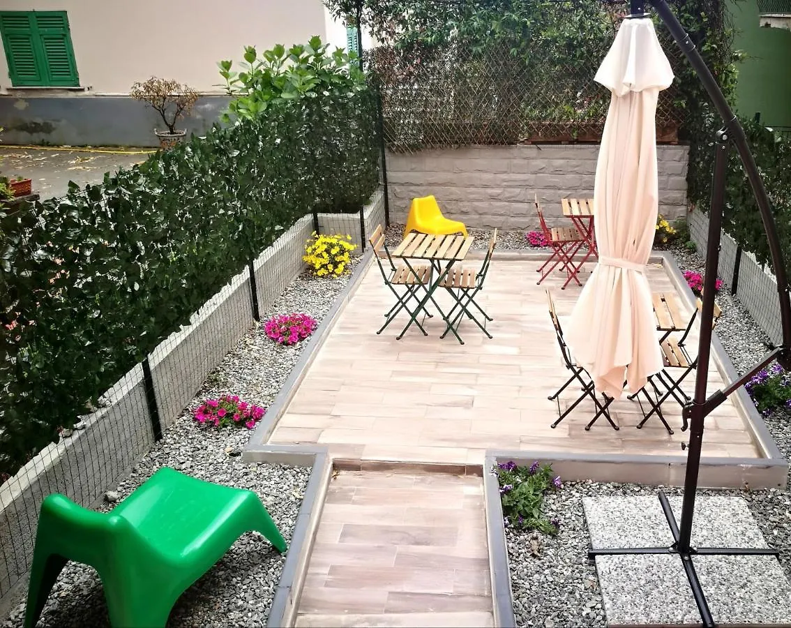 Hotel Pink House Garden Monterosso al Mare